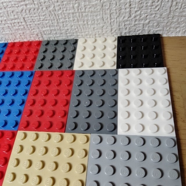 専用　レゴ　ベースプレート　基礎板　20枚セット　正規品　基板　ベース　プレート キッズ/ベビー/マタニティのおもちゃ(知育玩具)の商品写真