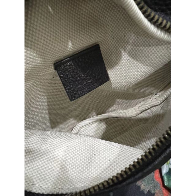 ブランド Gucci ウエストポーチの通販 by Frisbee's shop|グッチなら ...