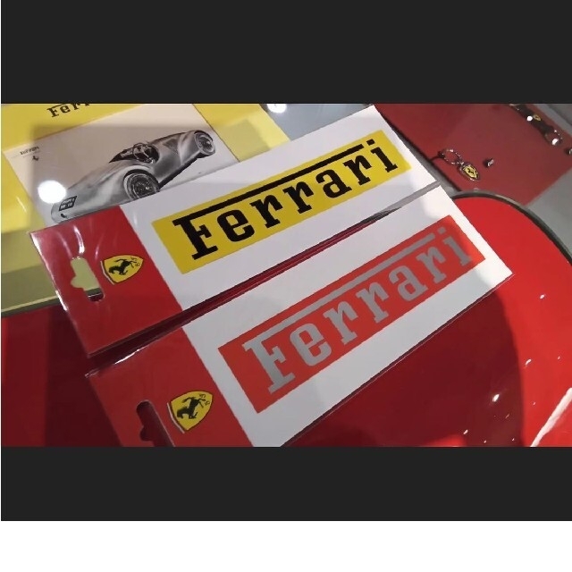 Ferrari(フェラーリ)のA4 フェラーリ　マラネロ本社購入　シリアルナンバ　ステッカー　選択式 自動車/バイクの自動車(その他)の商品写真