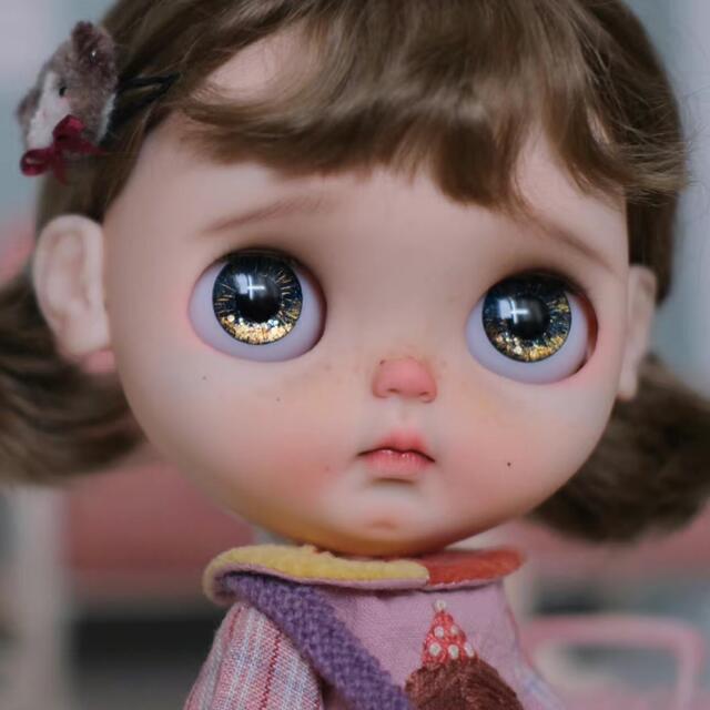 注目ブランド カスタムブライス 人形 かわいい 作家様 悪戯っ子 幼い