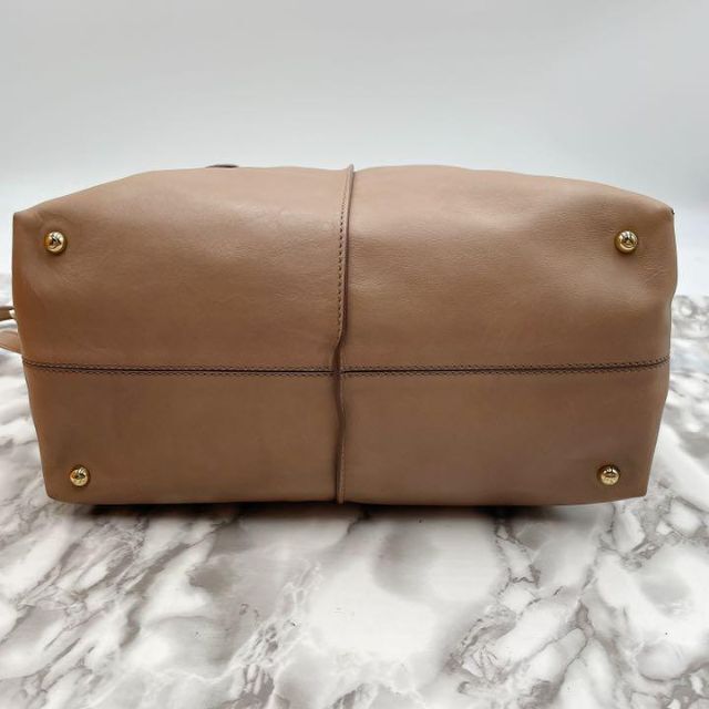 はブランド TOD'S トートバッグ 斜め掛け レザー ピンクベージュの通販