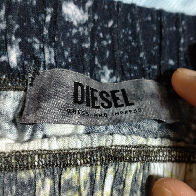 DIESEL(ディーゼル)のDiesel プリントロングスカート レディースのスカート(ロングスカート)の商品写真