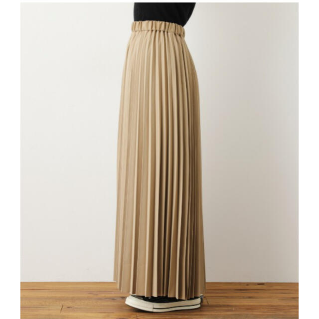 RODEO CROWNS WIDE BOWL(ロデオクラウンズワイドボウル)のロデオクラウンズワイドボウル　ecoスウェードプリーツスカート　ベージュ レディースのスカート(ロングスカート)の商品写真