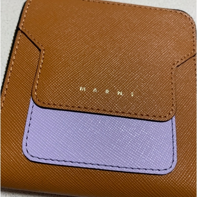 MARNI マルニ レザー ジップラウンドファスナー 二つ折り財布 ミニ財布