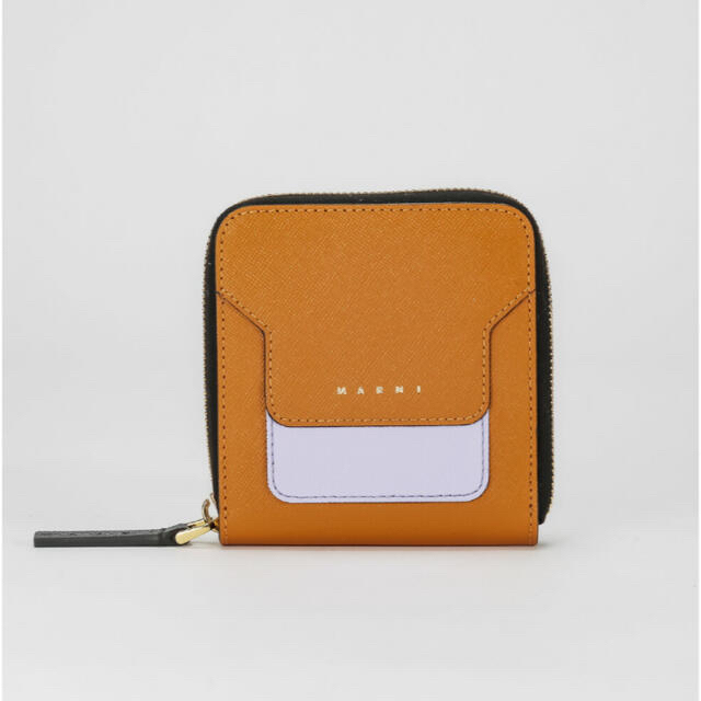 MARNI マルニ レザー ジップラウンドファスナー 二つ折り財布 ミニ財布
