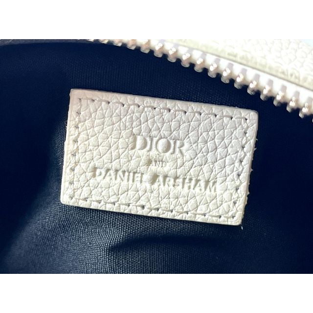 Dior(ディオール)のディオール×ダニエルアーシャム レザー ローラーバッグ ショルダーバッグ レディースのバッグ(ショルダーバッグ)の商品写真