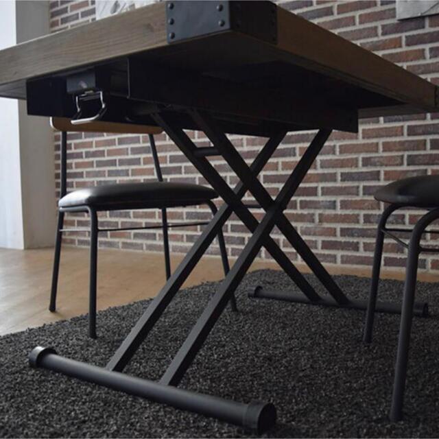ヴィンテージ風 無垢材 リフティングテーブル インテリア/住まい/日用品の机/テーブル(ダイニングテーブル)の商品写真