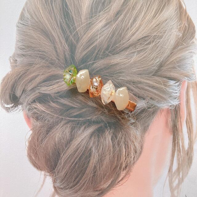 ニュアンス　鉱石　ヘアクリップ1 ハンドメイドのアクセサリー(ヘアアクセサリー)の商品写真