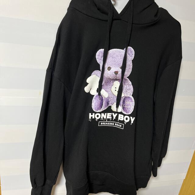 Honey Cinnamon(ハニーシナモン)のHONEY CINNAMON パープルシナモンパーカー ハニーシナモン　ブラック レディースのトップス(パーカー)の商品写真