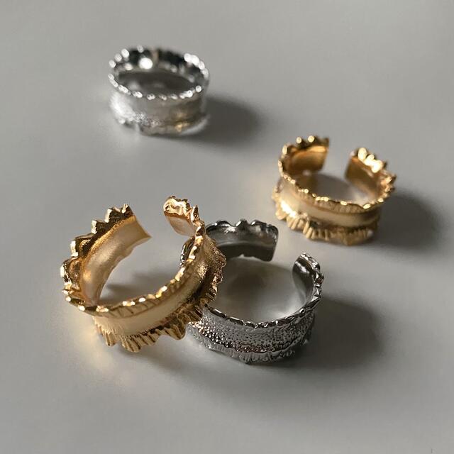 COS(コス)のFrill gold ring No.768 レディースのアクセサリー(リング(指輪))の商品写真