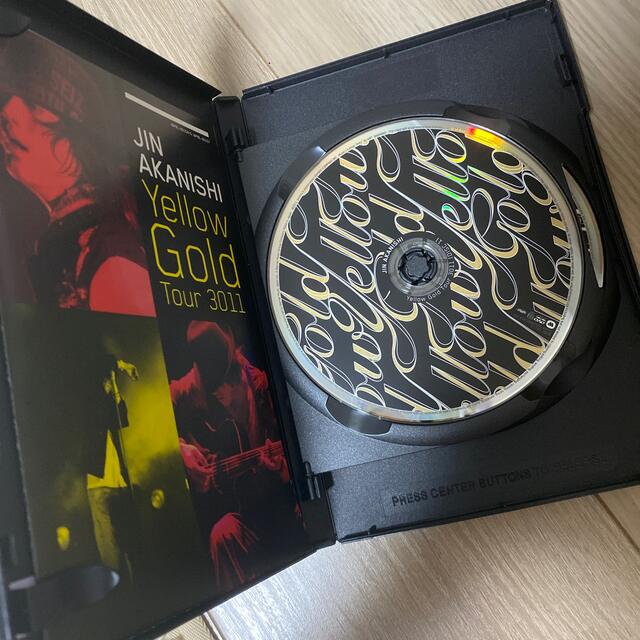 KAT-TUN(カトゥーン)のYellow　Gold　Tour　3011（初回限定盤A） DVD エンタメ/ホビーのDVD/ブルーレイ(ミュージック)の商品写真