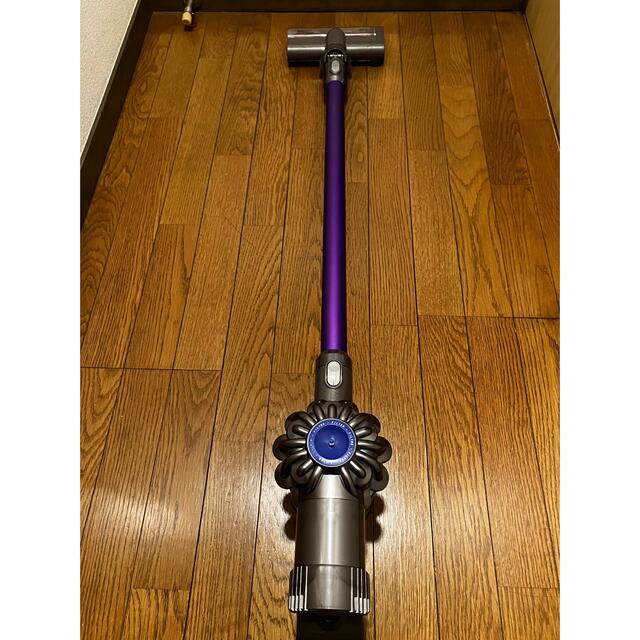 Dyson(ダイソン)の【ジャンク】Dyson DC62 掃除機　バッテリーとフィルター２つは新品 スマホ/家電/カメラの生活家電(掃除機)の商品写真