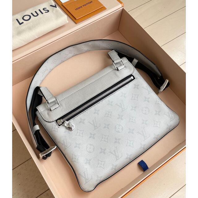 Louis Vuitton Flap Messenger タイガラマ