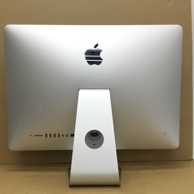 Apple(アップル)のIMAC CI5 21.5インチ 8GB 1tB 2015年 KB/MU付 スマホ/家電/カメラのPC/タブレット(デスクトップ型PC)の商品写真