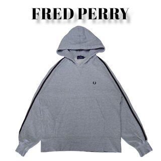 フレッドペリー(FRED PERRY)のFRED PERRY ワンポイント 刺繍 スウェットパーカー フレッドペリー(パーカー)