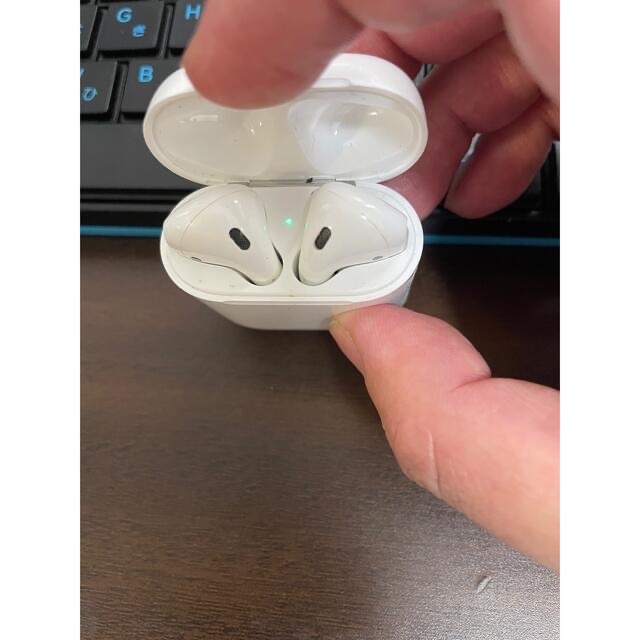 Apple AirPods 第二世代