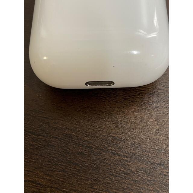 Apple AirPods 第二世代 5