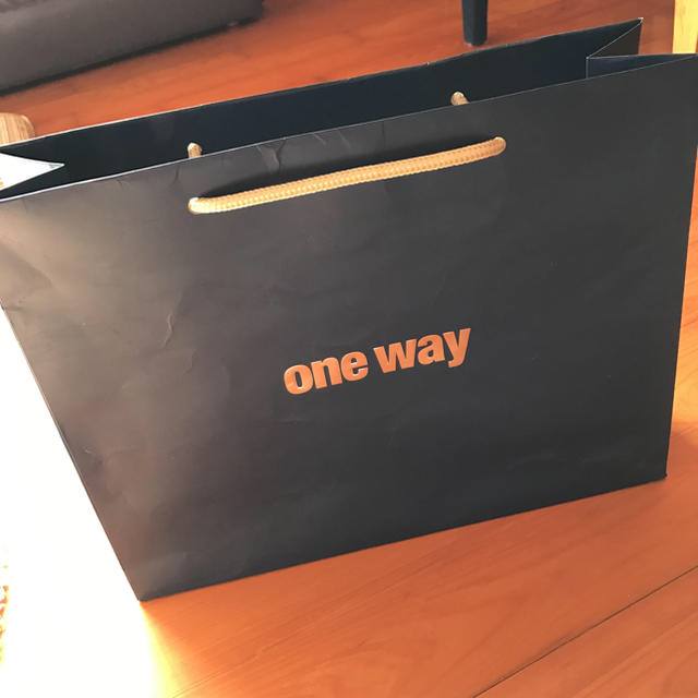 one*way(ワンウェイ)のみっちゃん様専用  one * way ショッパー3枚🐻❤️ レディースのバッグ(ショップ袋)の商品写真