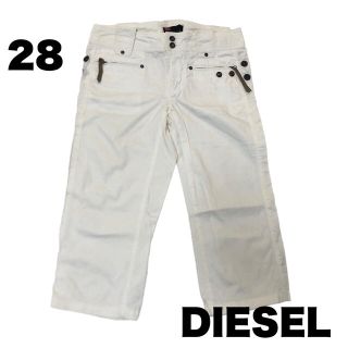 ディーゼル(DIESEL)のDIESEL 28インチ　ホワイトハーフパンツ(ハーフパンツ)