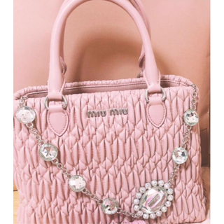 ミュウミュウ クリスタルの通販 1,000点以上 | miumiuを買うならラクマ ミュウミュウ クリスタルの通販 1,000点以上 | miumiuを買うならラクマ