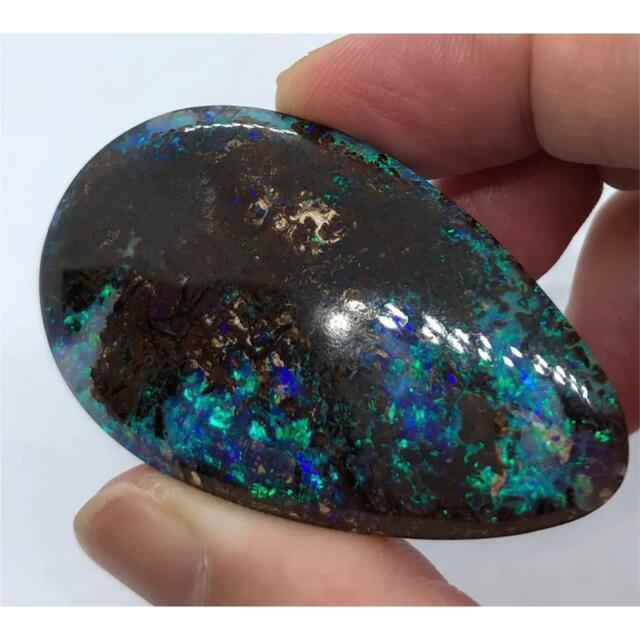 大粒 天然石 ボルダーオパールルース 123.753ct ソーティング付き