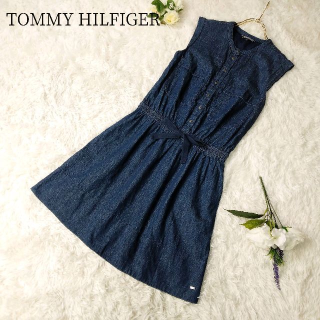 TOMMY HILFIGER(トミーヒルフィガー)のトミーヒルフィガー ブラウジングデニムワンピース 膝丈 ノーカラー ノースリーブ レディースのワンピース(ひざ丈ワンピース)の商品写真