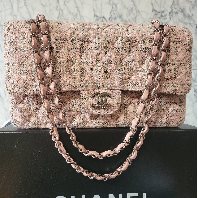 Chanel tweed