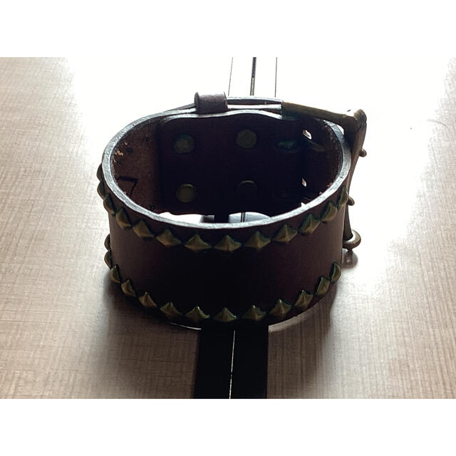 激安正規 ウルフズヘッド レザースタッズブレスレット ウノピュ