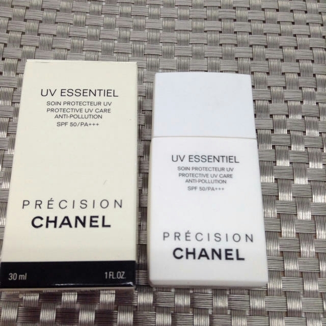 CHANEL(シャネル)のKaworu様専用  シャネル&ドルガバ コスメ/美容のボディケア(日焼け止め/サンオイル)の商品写真