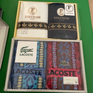 ラコステ(LACOSTE)のどんぐり様専用！新品！FAUCHON タオル2枚&LACOSTE ゲスタオル2枚(タオル/バス用品)