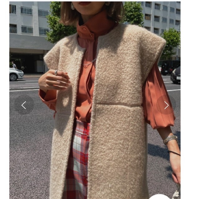 トップスMOUTON LIKE KNIT VEST