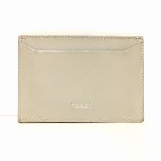 プラダ パスケースの通販 2,000点以上 | PRADAを買うならラクマ