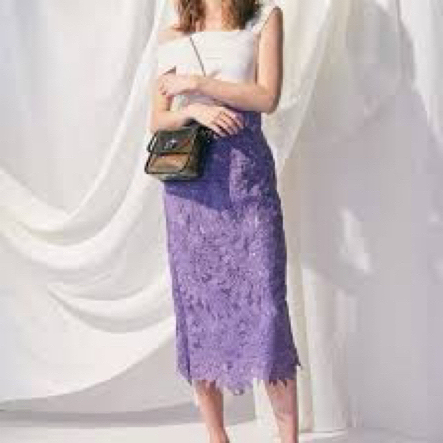 MERCURYDUO(マーキュリーデュオ)のお値下げ終了❗️MERCURY DUO リーフ柄　レースタイトスカート レディースのスカート(ロングスカート)の商品写真