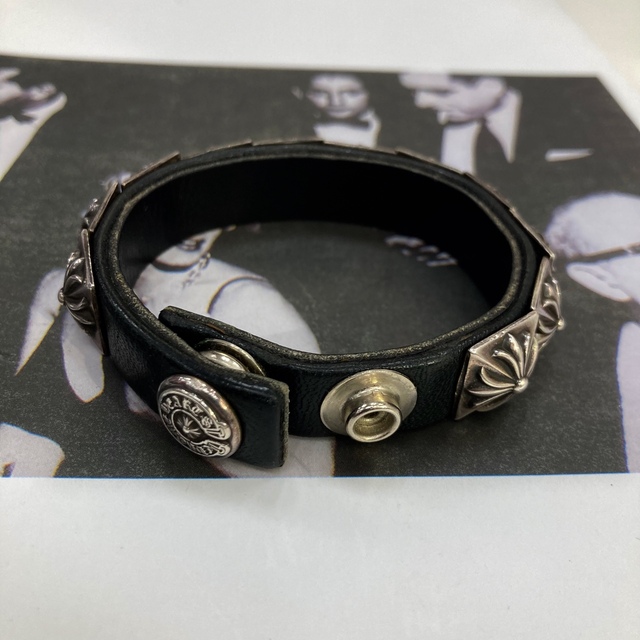 Chrome Hearts(クロムハーツ)のクロムハーツ ゼロピラミッド シングルロー ブレスレット メンズのアクセサリー(ブレスレット)の商品写真