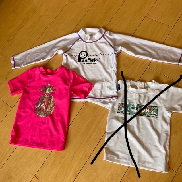 billabong(ビラボン)のラッシュガード 子供 90 100 2点セット キッズ/ベビー/マタニティのキッズ服女の子用(90cm~)(水着)の商品写真