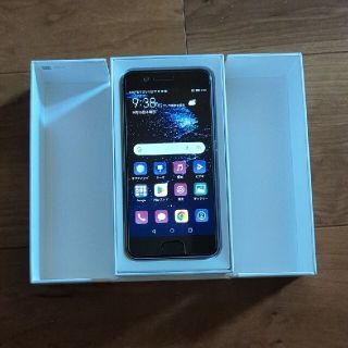 ファーウェイ(HUAWEI)のHUAWEI P10 VTR-L20(スマートフォン本体)