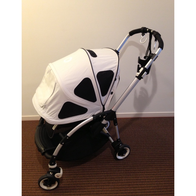 AIRBUGGY - ♪おまけ沢山♪ bugaboo bee3 バガブービー3 大丸 AIRBUGGY - ♪おまけ沢山♪ bugaboo bee3 バガブービー3 大丸