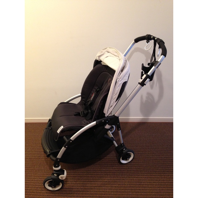 AIRBUGGY - ♪おまけ沢山♪ bugaboo bee3 バガブービー3 大丸 AIRBUGGY - ♪おまけ沢山♪ bugaboo bee3 バガブービー3 大丸