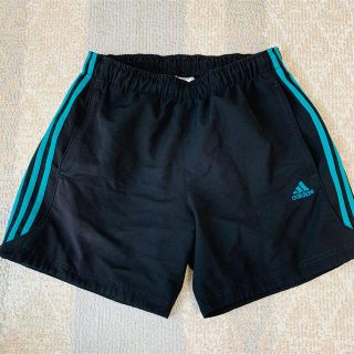 アディダス(adidas)のadidas ハーフパンツ(ショートパンツ)