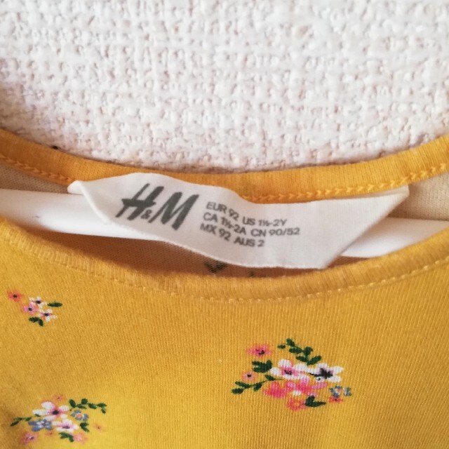 H&M(エイチアンドエム)のサイズ80　幼児ワンピース　女の子ワンピース　80ワンピース　半袖ワンピース キッズ/ベビー/マタニティのキッズ服女の子用(90cm~)(ワンピース)の商品写真
