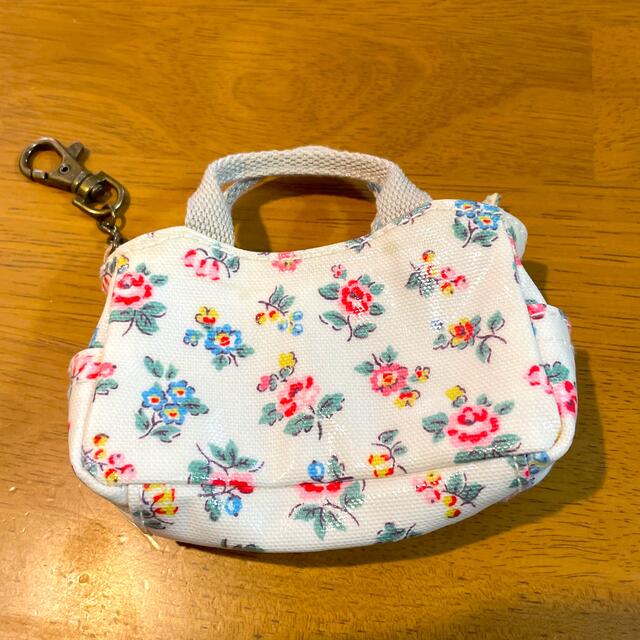 Cath Kidston(キャスキッドソン)のキャスキッドソン　バッグ型ミニポーチ レディースのファッション小物(ポーチ)の商品写真