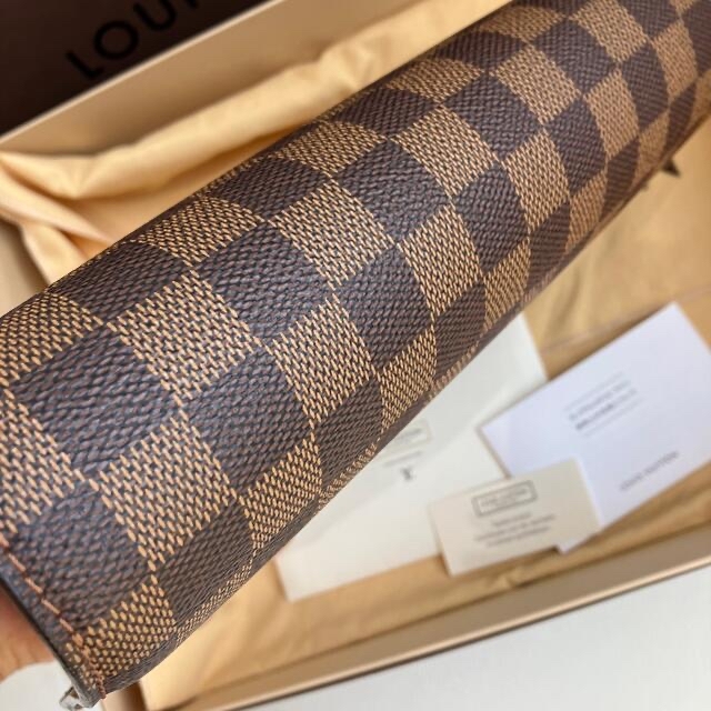 LOUIS VUITTON(ルイヴィトン)のルィヴィトン  ダミエ  サンルイ  美品 レディースのバッグ(クラッチバッグ)の商品写真