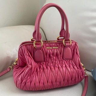 ミュウミュウ ショルダーバッグ(レディース)の通販 4,000点以上 ミュウミュウ ショルダーバッグ(レディース)の通販 4,000点以上