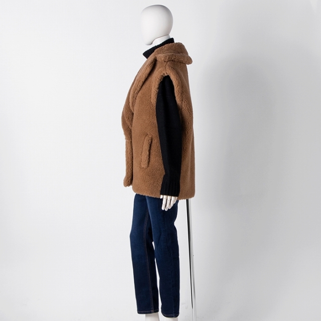Max Mara - MAX MARA テディベア ショート ジレ TEDDYの通販 by Max Mara - MAX MARA テディベア ショート ジレ TEDDYの通販 by