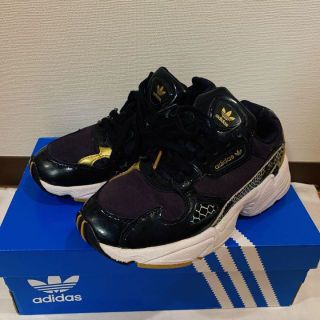 adidas ファルコン　22cm パイソン　蛇　スニーカー(スニーカー)