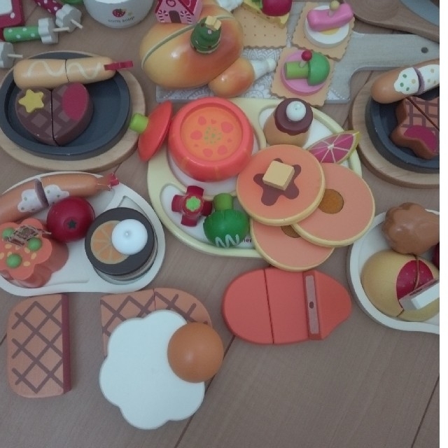 マザーガーデン　レストランセット　洋食屋さん　野いちごのおままごと キッズ/ベビー/マタニティのおもちゃ(知育玩具)の商品写真