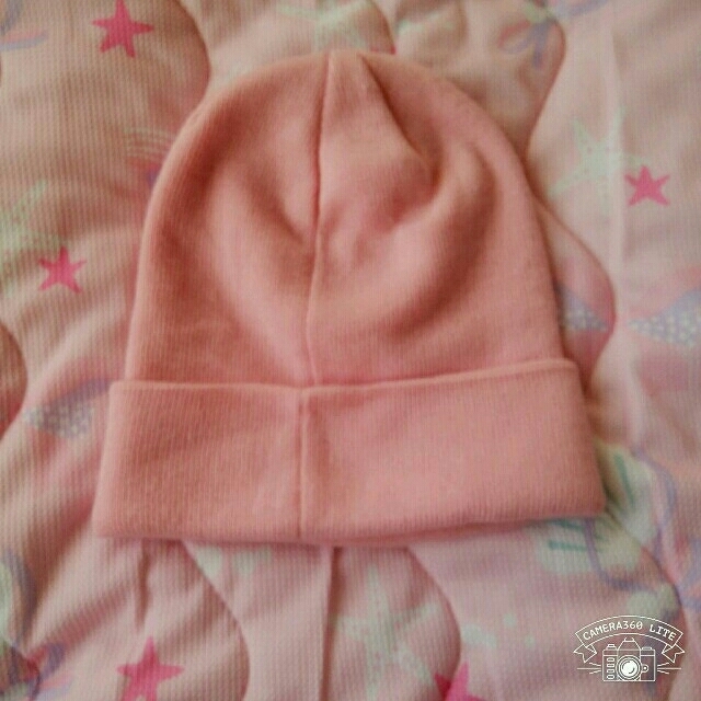 NEW ERA(ニューエラー)のNEW ERA♡baby pink♡ニット帽 レディースの帽子(ニット帽/ビーニー)の商品写真
