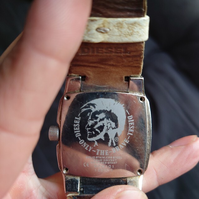 DIESEL(ディーゼル)のDIESEL アナログ時計 白 メンズの時計(腕時計(アナログ))の商品写真