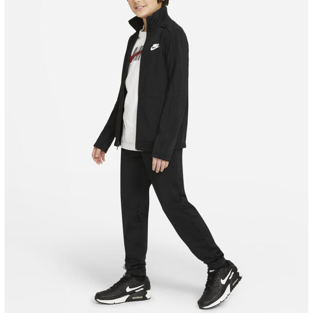 NIKE(ナイキ)の新品　NIKE ナイキ セットアップ ジャージ 上下セット 140-150cm キッズ/ベビー/マタニティのキッズ服男の子用(90cm~)(その他)の商品写真