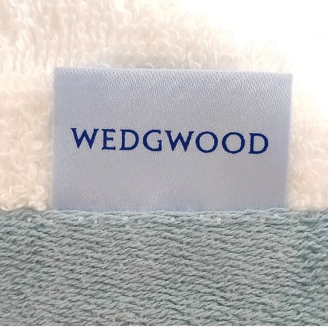 WEDGWOOD(ウェッジウッド)のまご様専用  Wedgwood タオル 2点、スキムミルク  おまとめ売り インテリア/住まい/日用品の日用品/生活雑貨/旅行(タオル/バス用品)の商品写真